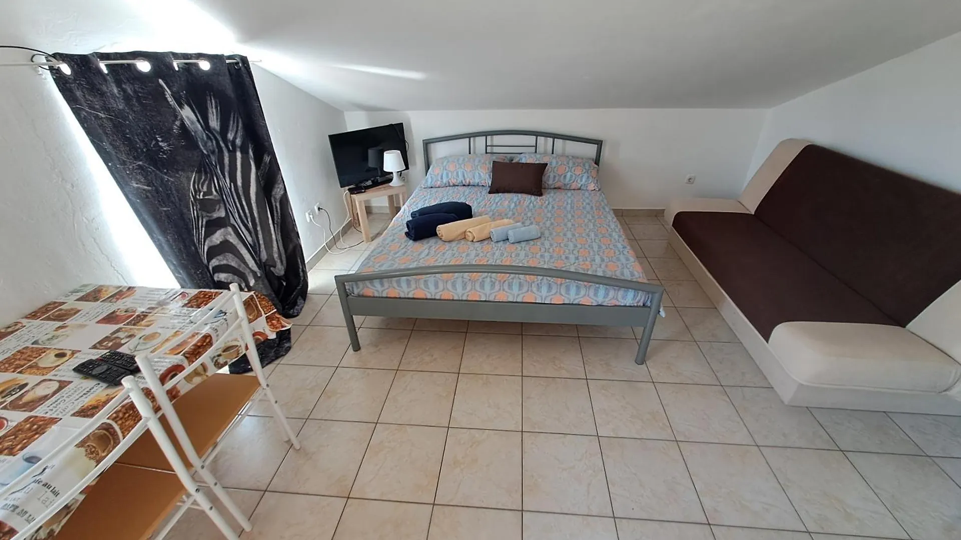 Dejan Apartment4-Top Centar location